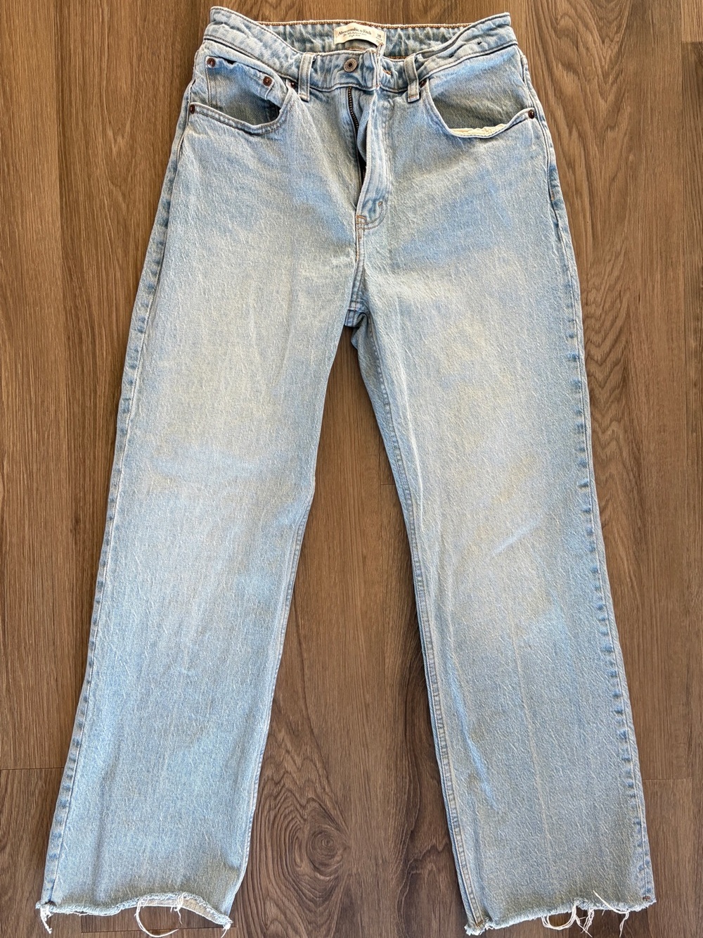 Abercrombie & Fitch Light Wash High-Rise Women's Jeans